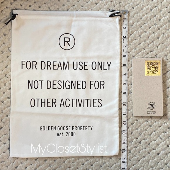 GOLDEN GOOSE Sneakers Sleeper Bag + Passport 2pc set NEW - Picture 2 of 4